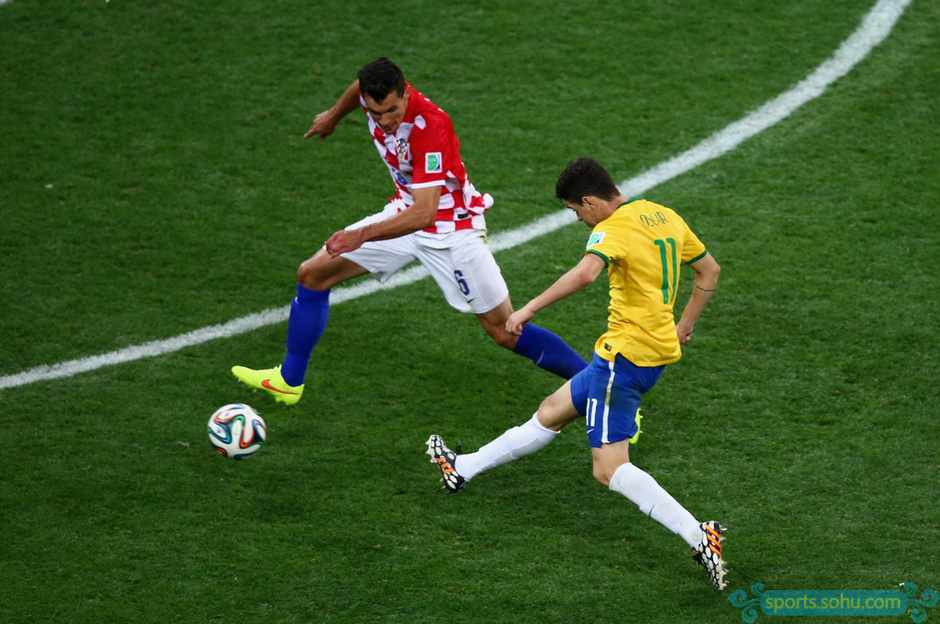  雷恩边锋突破如入无人之境，单骑闯关锁定胜局