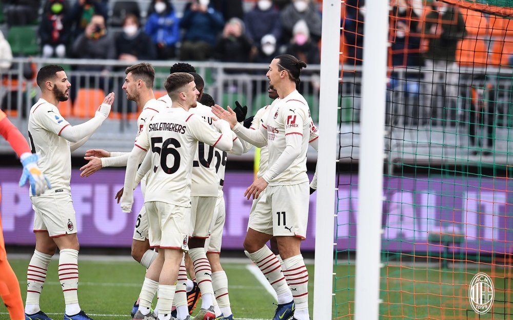  米兰新援首秀惊艳，莱奥独造三球导演大胜